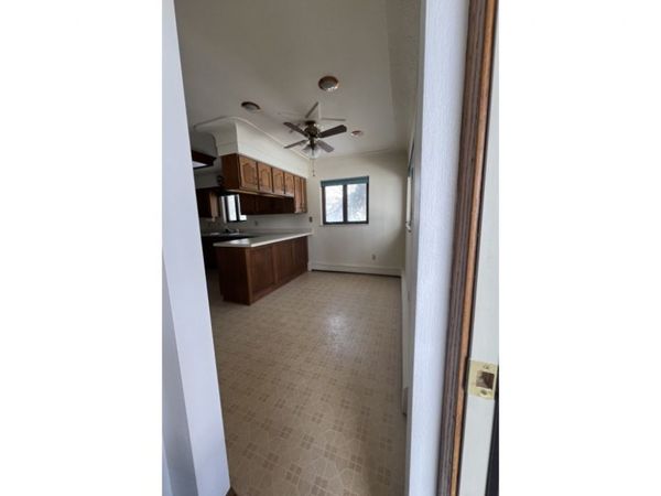 5303 E Oakwood Drive, Pleasant Hill, IA 50327