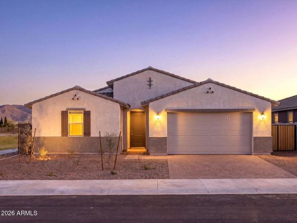 8066 N 185TH Drive, Waddell, AZ 85355
