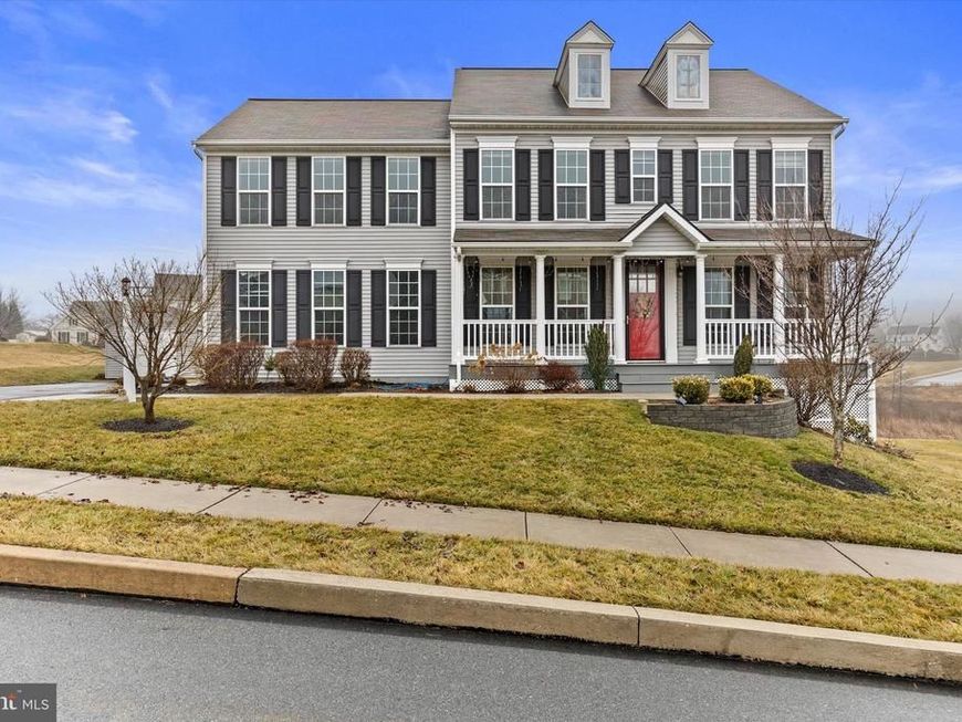 1002 Kavanagh Circle, Red Lion, PA 17356 Main Photo