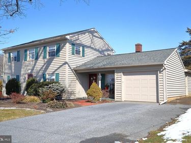 250 JULIA AVENUE , STRASBURG, PA 17579