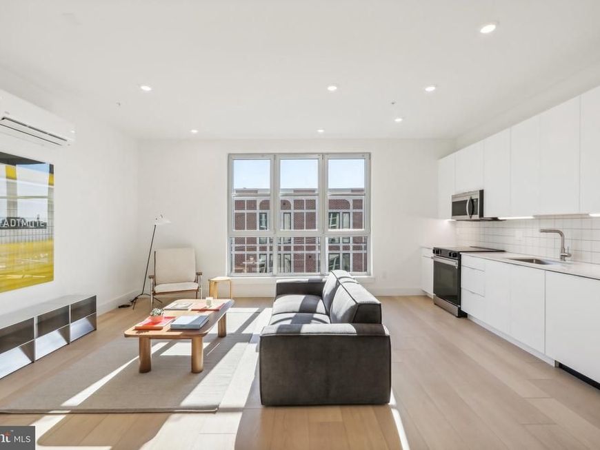 2406 Frankford Avenue, Unit 21, Philadelphia, PA 19125 Main Photo