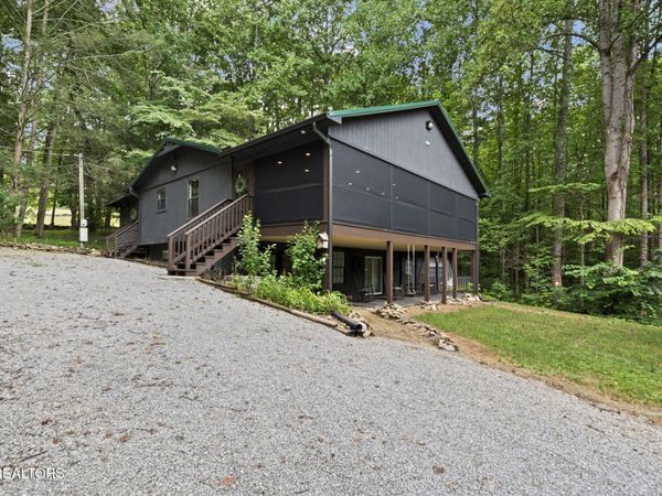 114 Pam Lane, Townsend, TN 37882