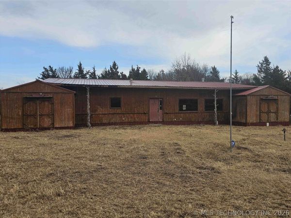 42 Greenbriar Avenue , Burneyville, OK 73430