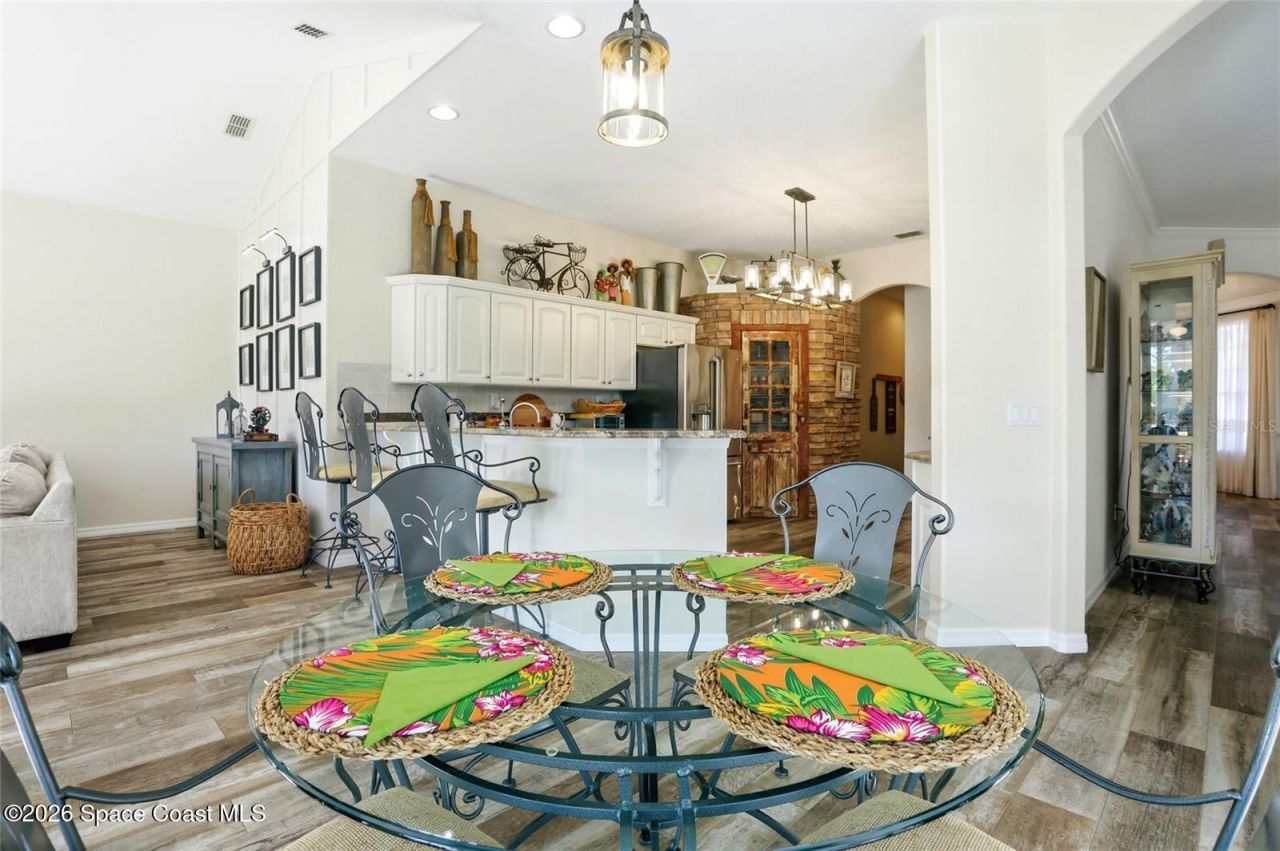 483 N Pine Meadow Drive , Debary, FL 32713 Photo