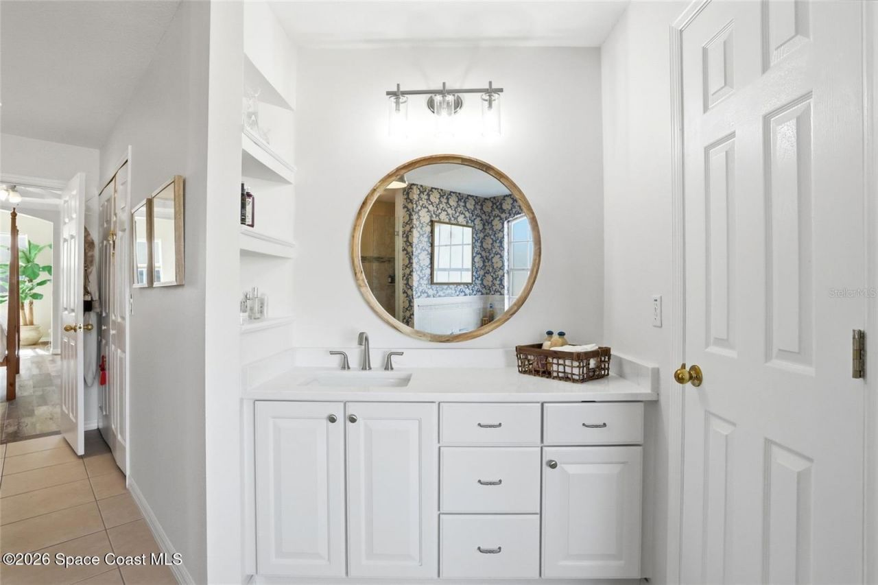 483 N Pine Meadow Drive , Debary, FL 32713 Photo