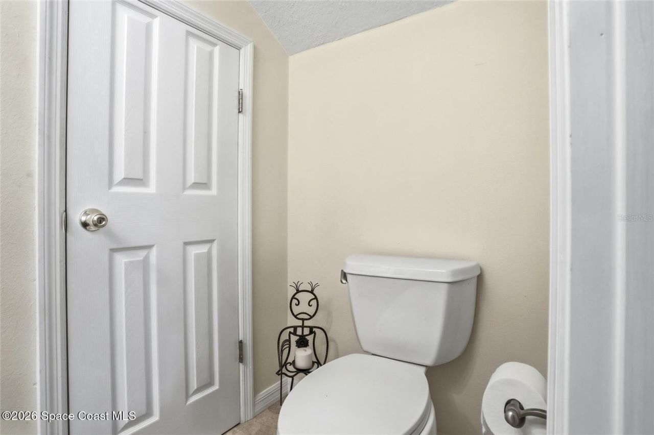 483 N Pine Meadow Drive , Debary, FL 32713 Photo