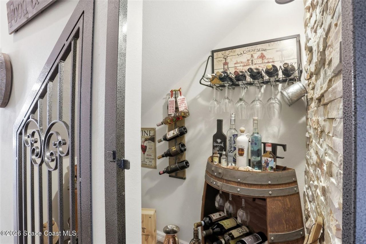 483 N Pine Meadow Drive , Debary, FL 32713 Photo