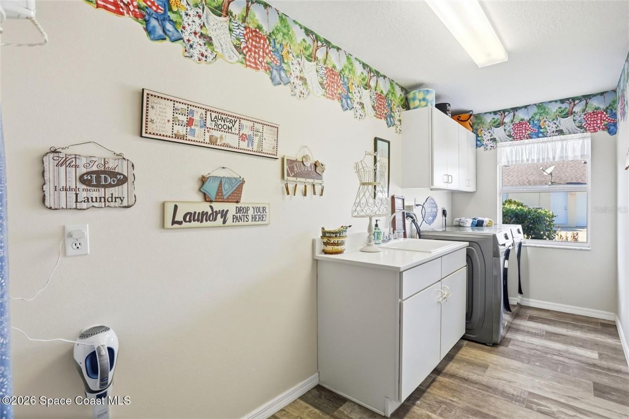 483 N Pine Meadow Drive , Debary, FL 32713 Photo