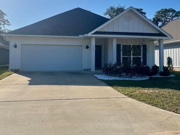 1905 Noleka Court, Navarre, FL 32566