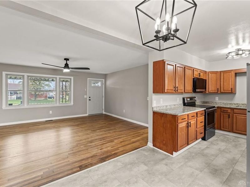 1820 Boesel Avenue, Dayton, OH 45429 Photo 9