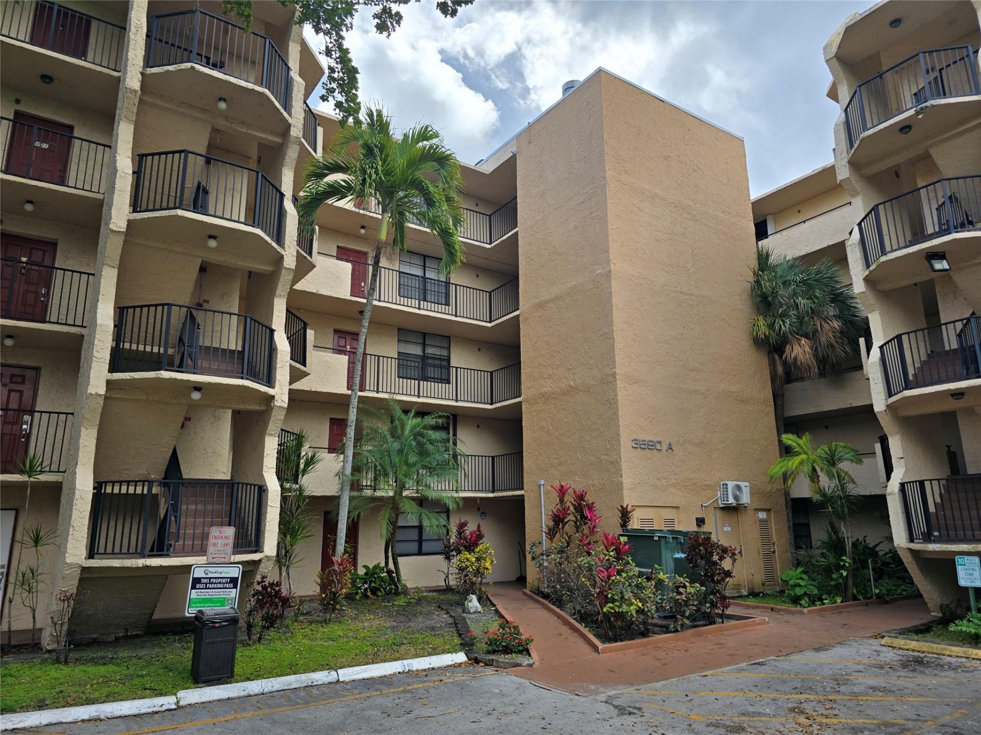 3590 Blue Lake Drive, Unit 504, Pompano Beach, FL 33064 Photo