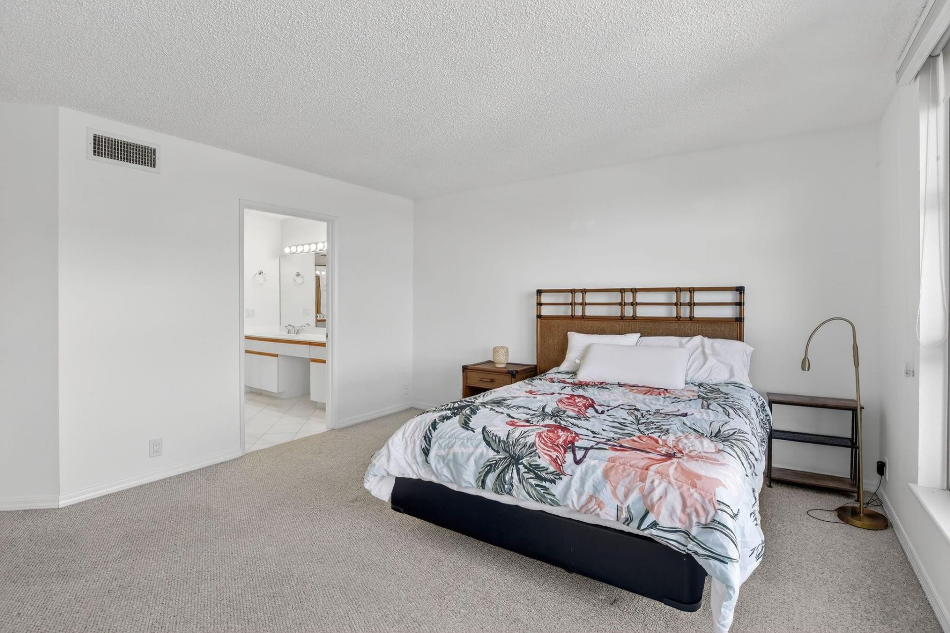 3400 NE 192nd Street, Unit 1008, Miami, FL 33180 Photo