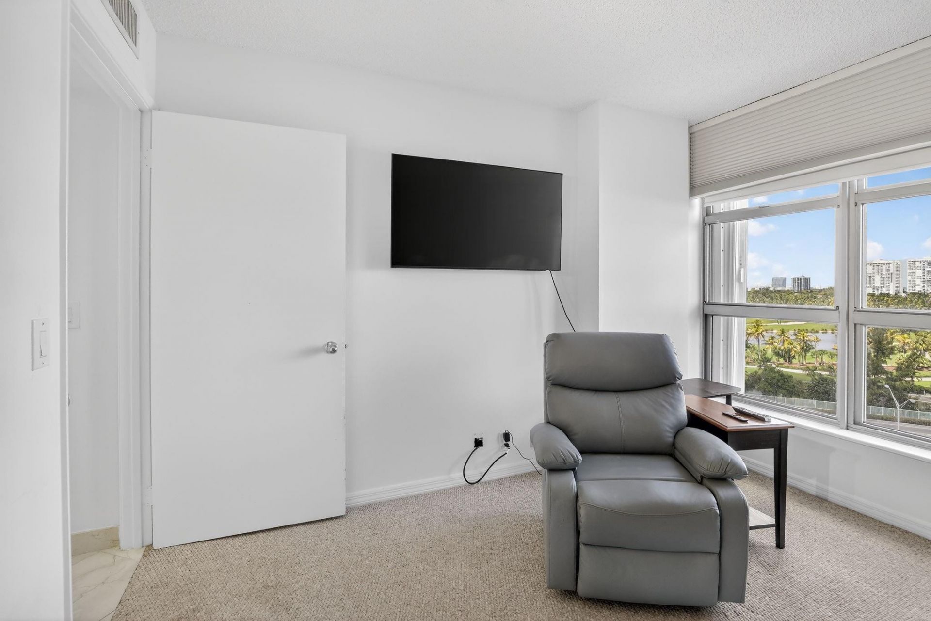 3400 NE 192nd Street, Unit 1008, Miami, FL 33180 Photo