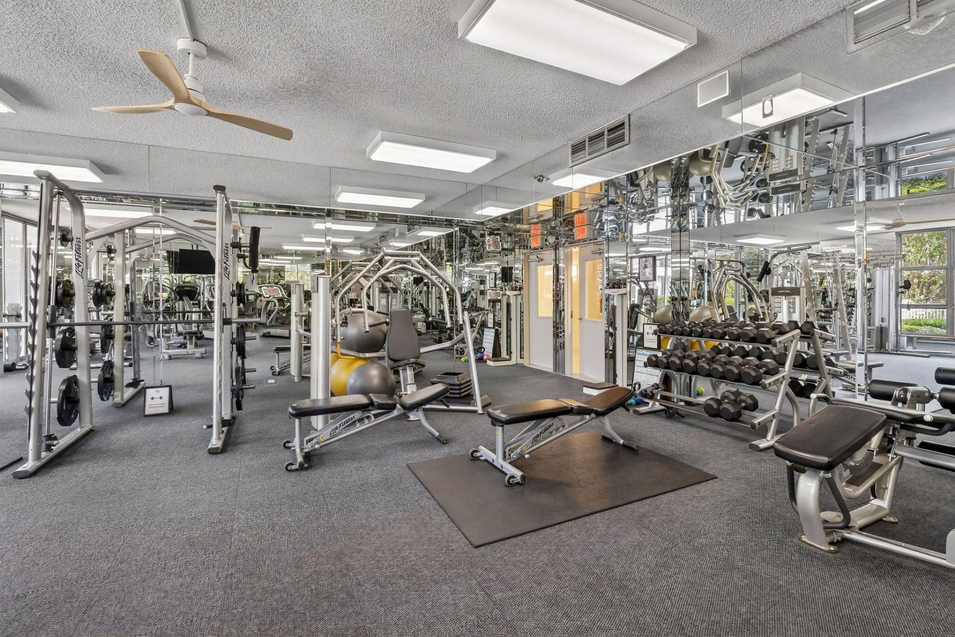 3400 NE 192nd Street, Unit 1008, Miami, FL 33180 Photo