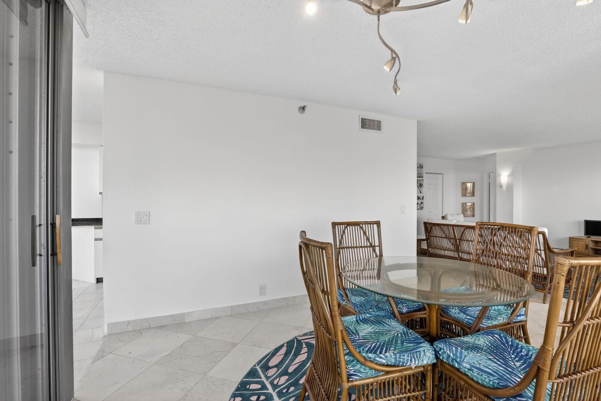 3400 NE 192nd Street, Unit 1008, Miami, FL 33180 Photo