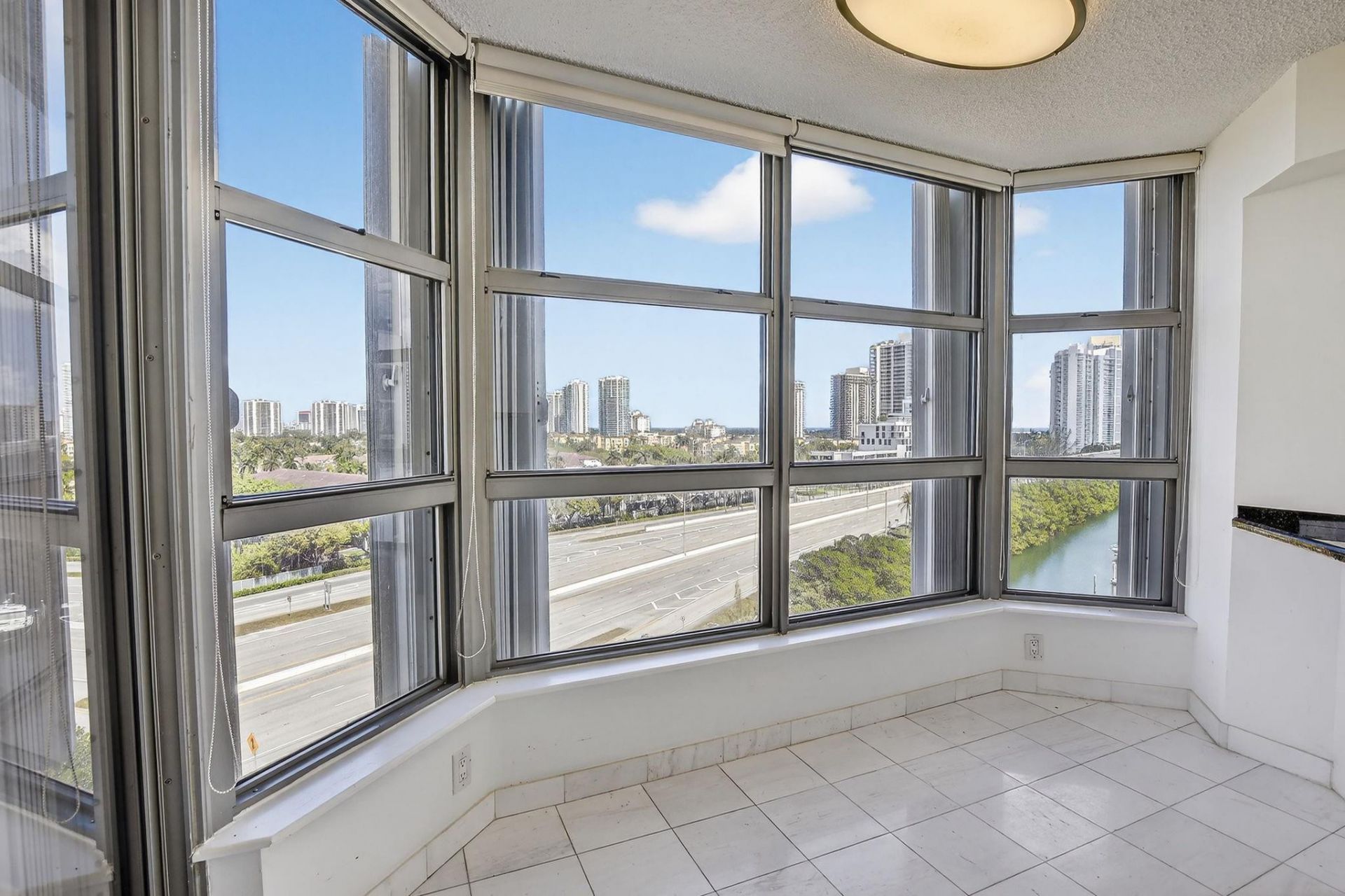 3400 NE 192nd Street, Unit 1008, Miami, FL 33180 Photo