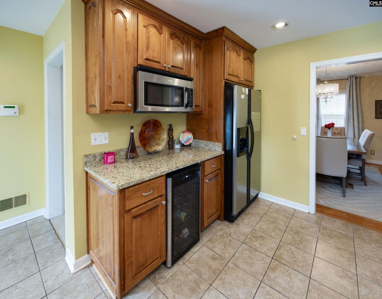 708 Fairway Lane  Photo 14