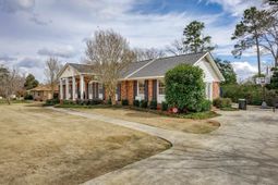 708 Fairway Lane  photo 4