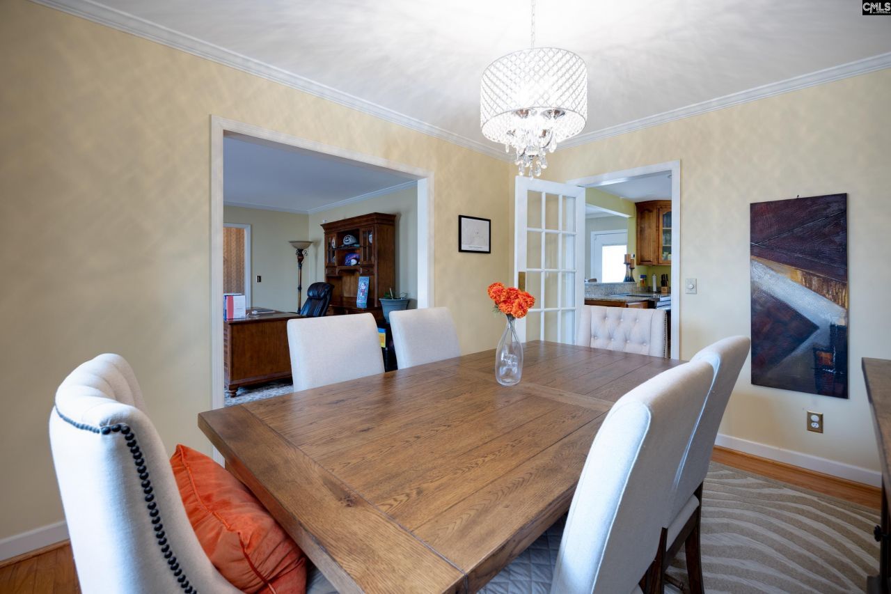 708 Fairway Lane  Photo 7