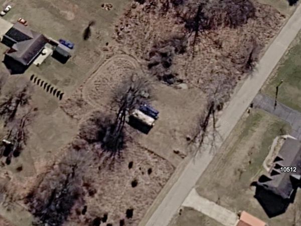 10535 Sherlock Drive, Cement City, MI 49233