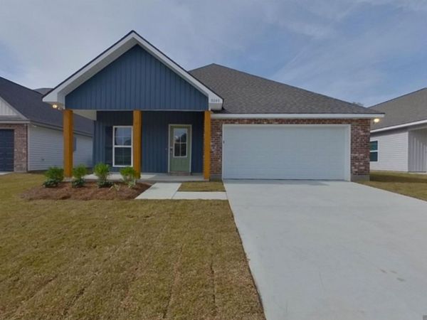 8048 Hendrick Dr, Baton Rouge, LA 70817