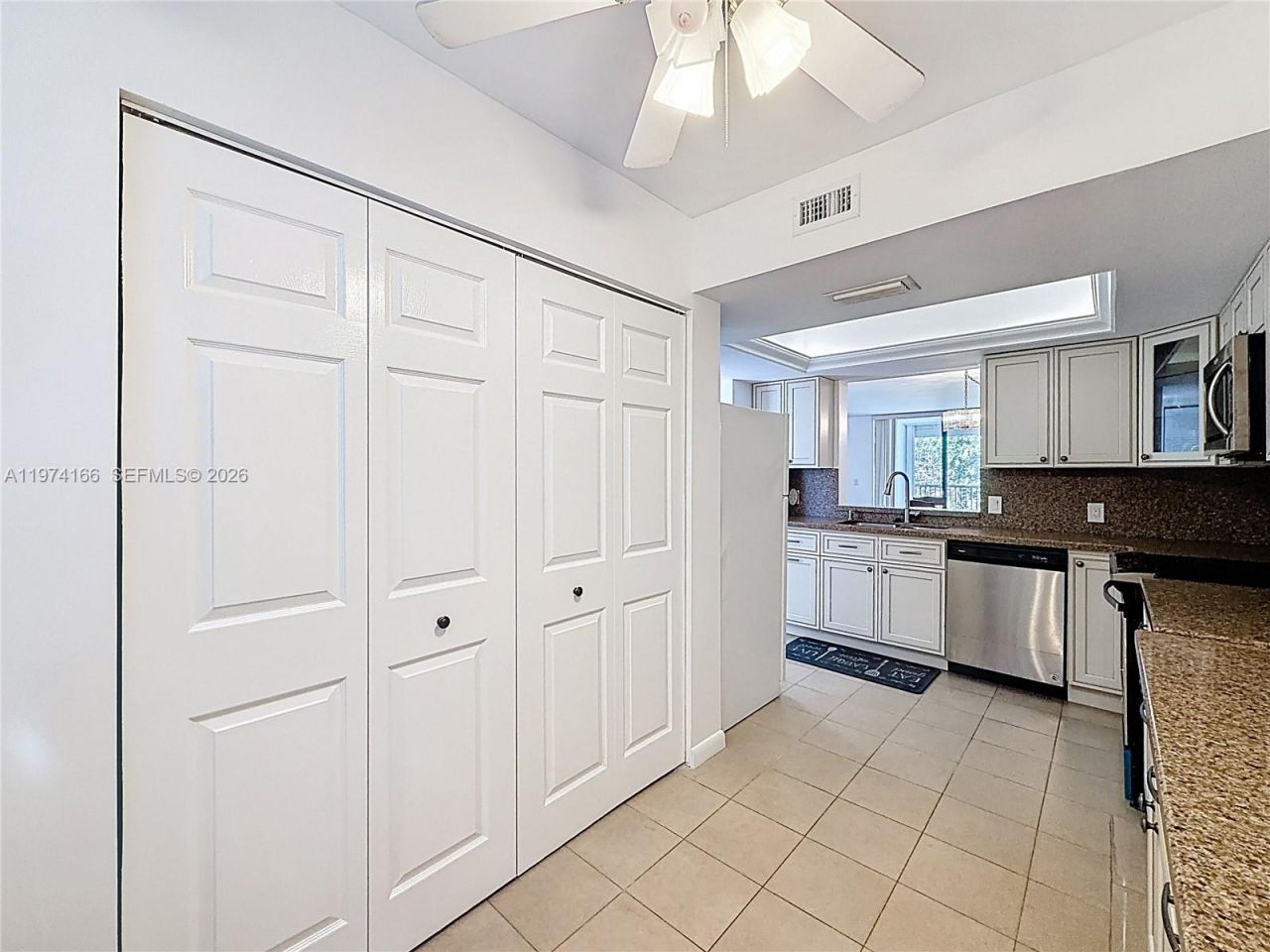 7331 NW 18th St, Unit 202, Margate, FL 33063 Photo