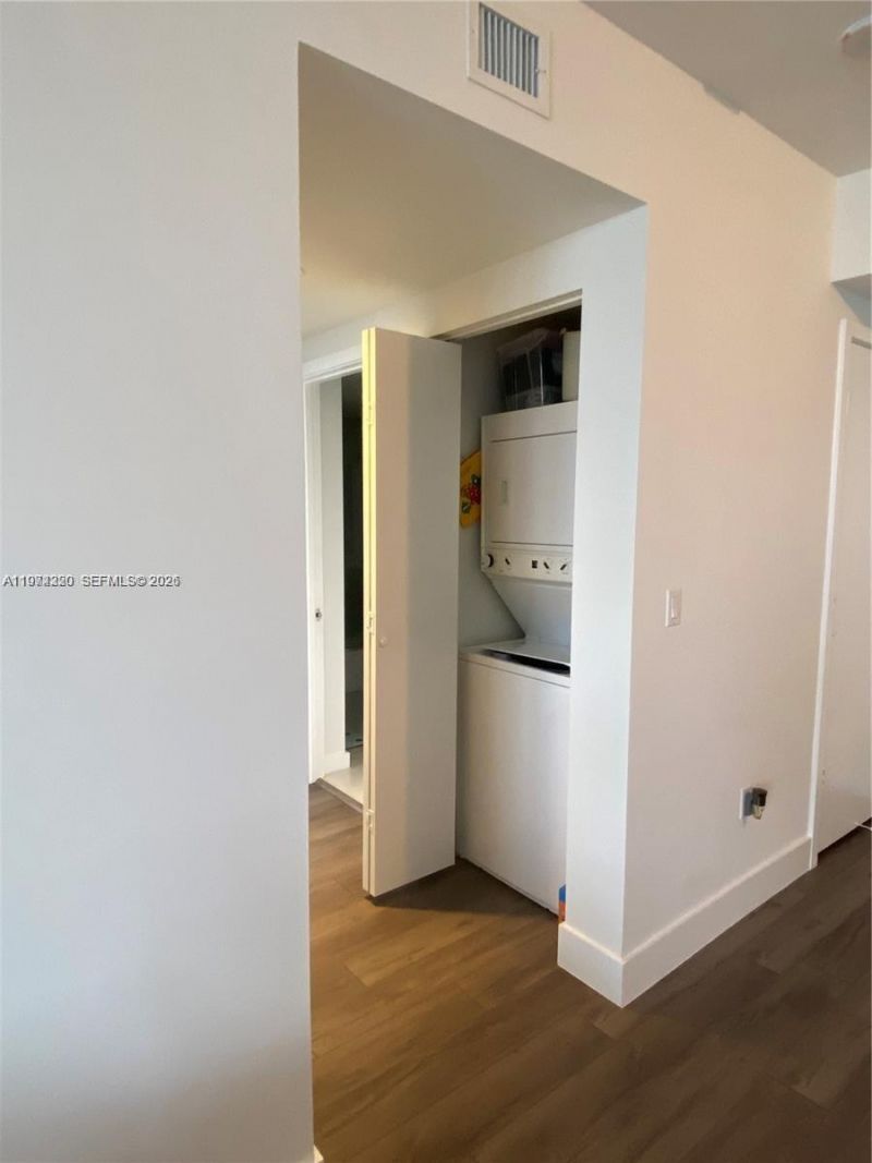 1010 SW 2nd Ave, Unit 1505, Miami, FL 33130 Photo