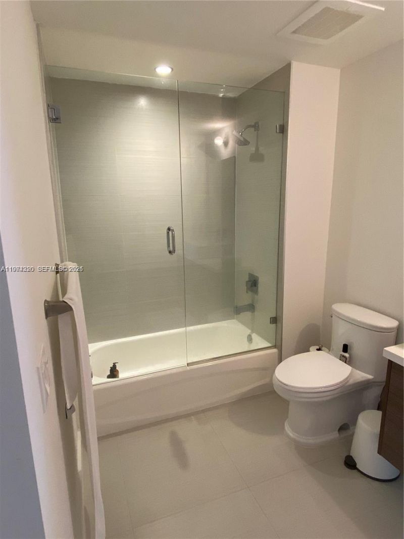 1010 SW 2nd Ave, Unit 1505, Miami, FL 33130 Photo