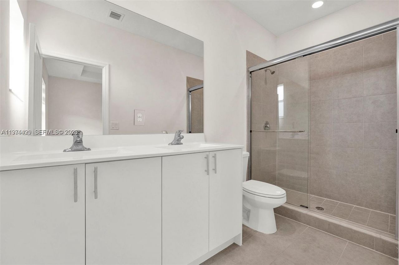 1757 SE 26th Ter , Homestead, FL 33035 Photo