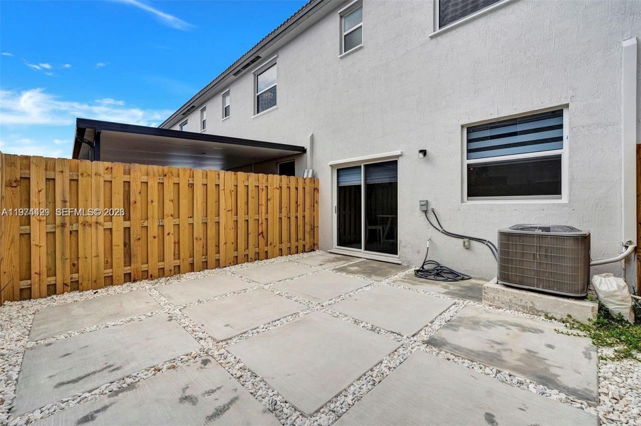 1757 SE 26th Ter , Homestead, FL 33035 Photo