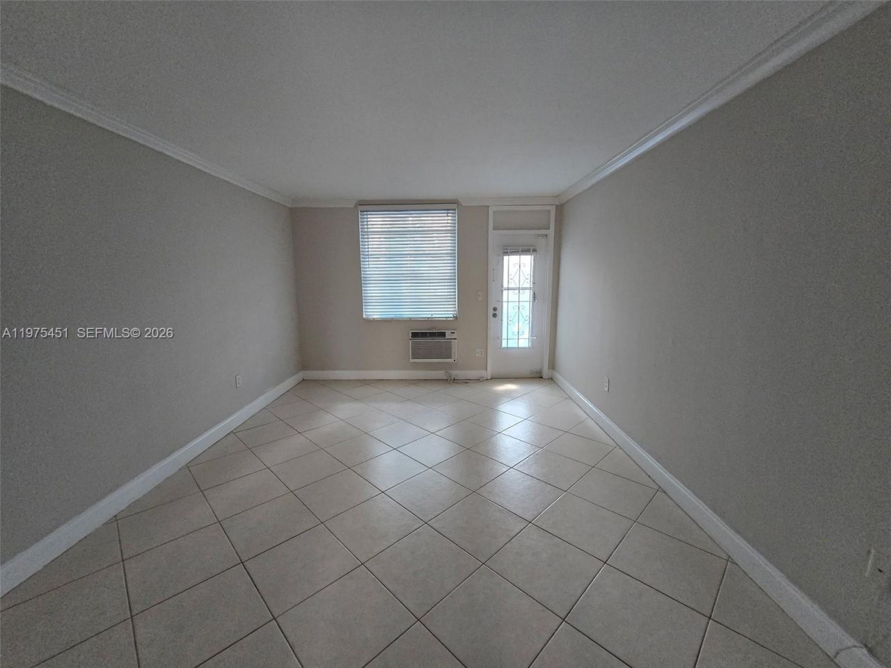 441 Collins Ave , Unit 19, Miami Beach, FL 33139 Photo