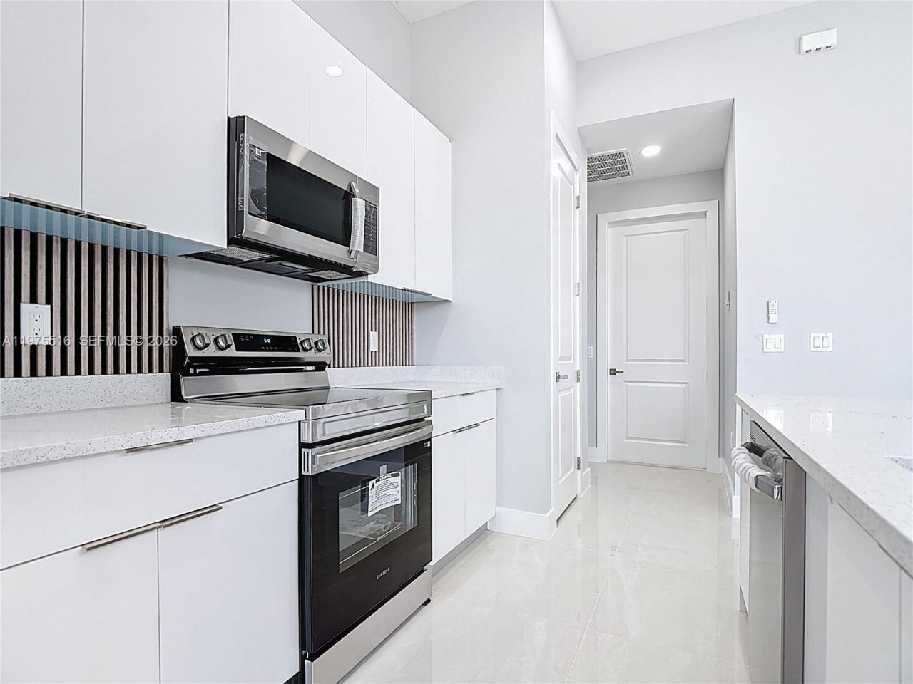 920 Rita N , Lehigh Acres, FL 33971 Photo