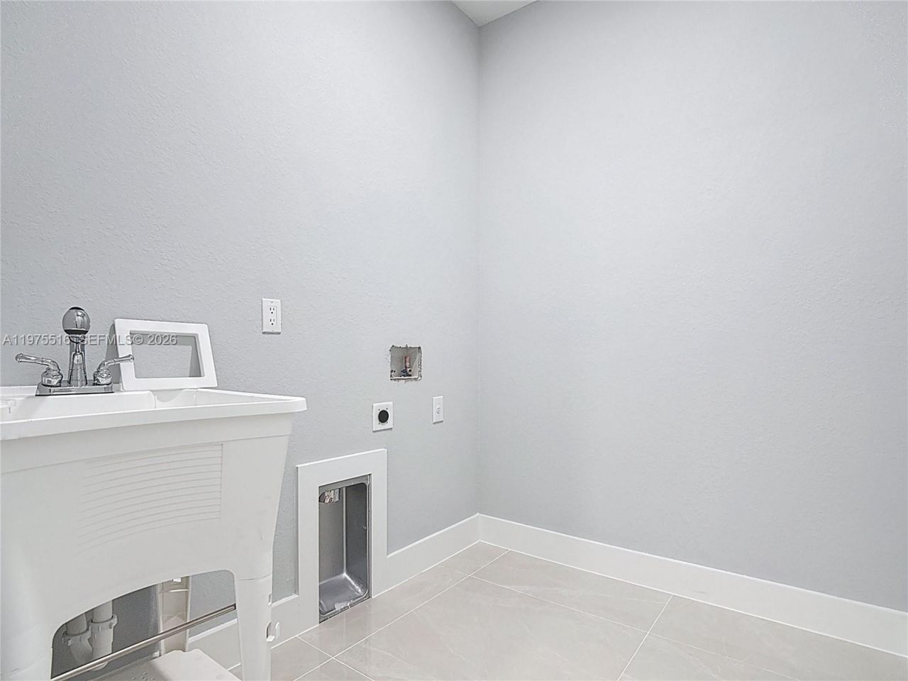 920 Rita N , Lehigh Acres, FL 33971 Photo