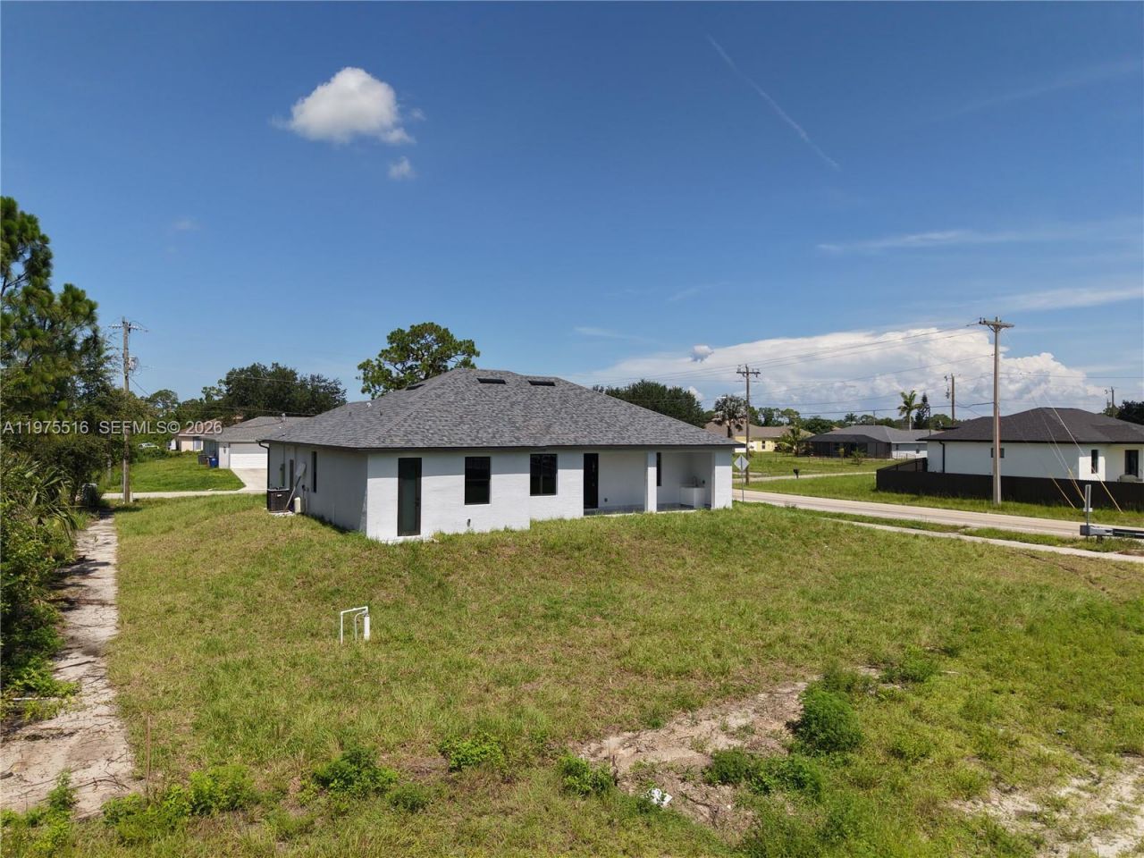 920 Rita N , Lehigh Acres, FL 33971 Photo