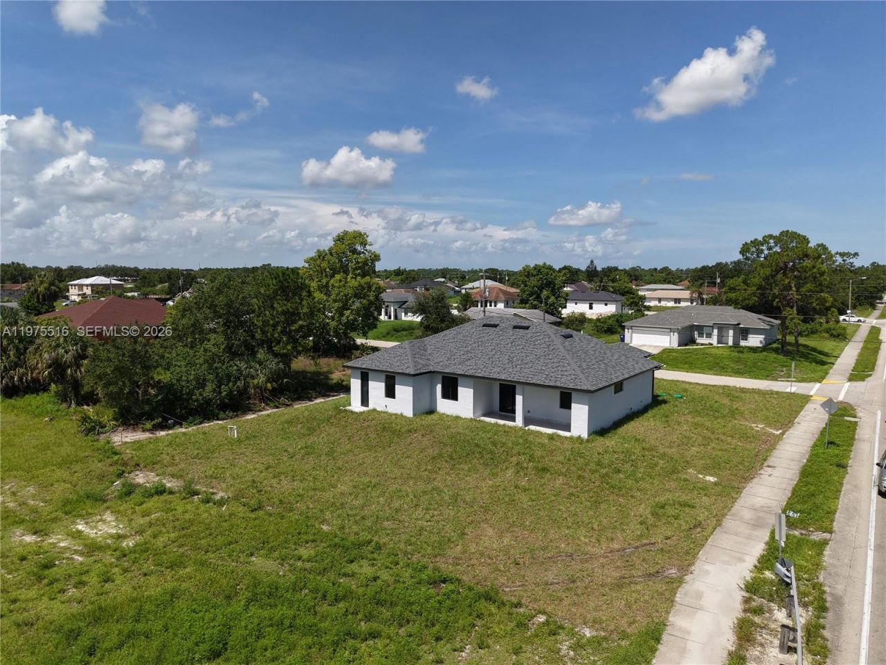 920 Rita N , Lehigh Acres, FL 33971 Photo