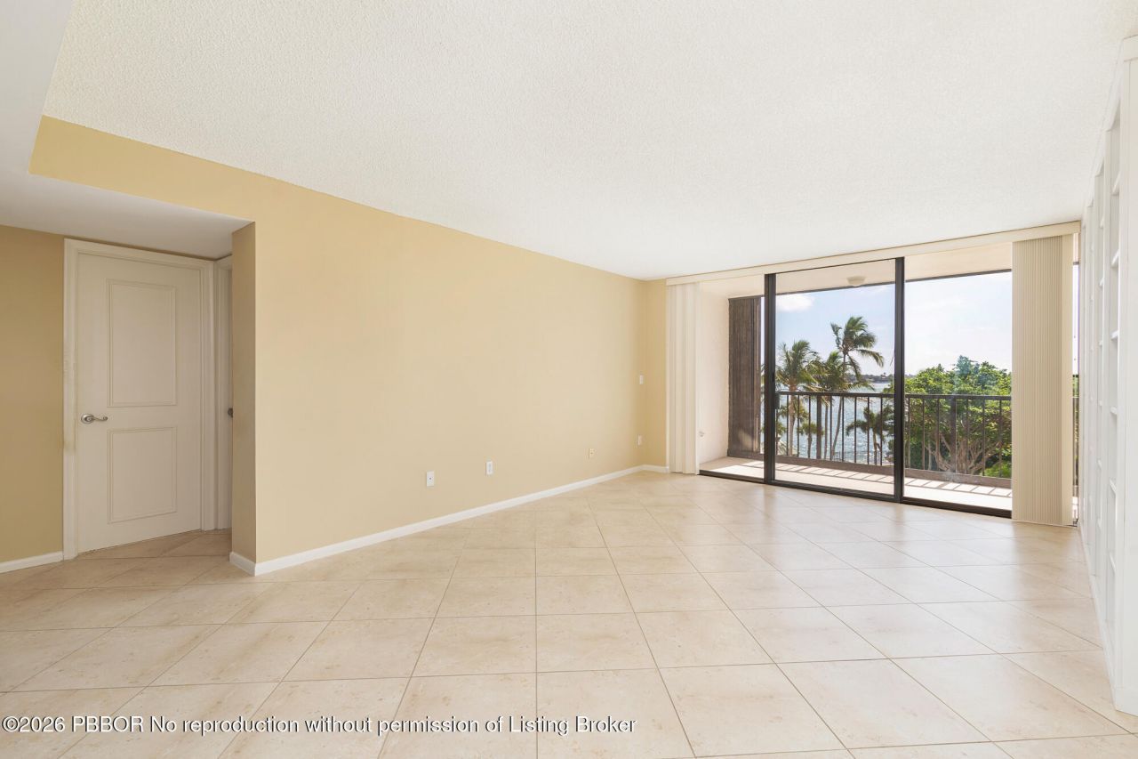 5200 N Flagler Drive, Unit 404, West Palm Beach, FL 33407 Photo