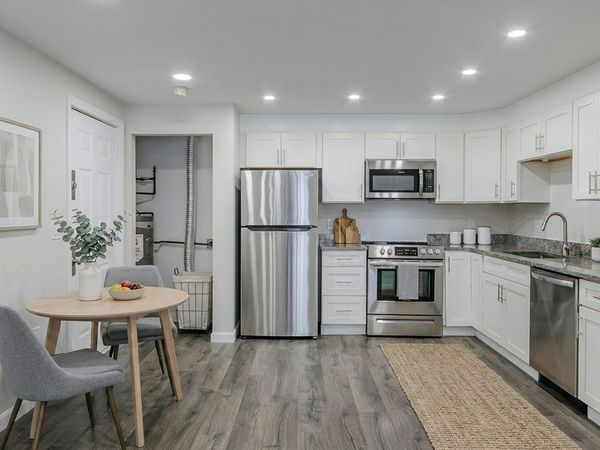 10 Dryden Street, Unit 7, Worcester, MA 01605