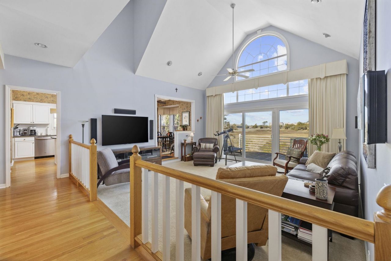 4616 Eyerly St. Photo 10