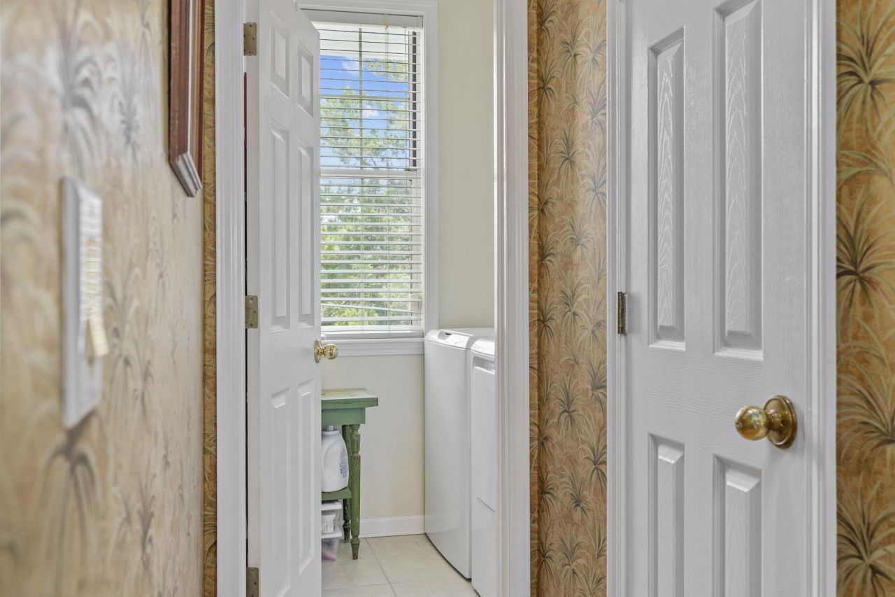 4616 Eyerly St. Photo 17