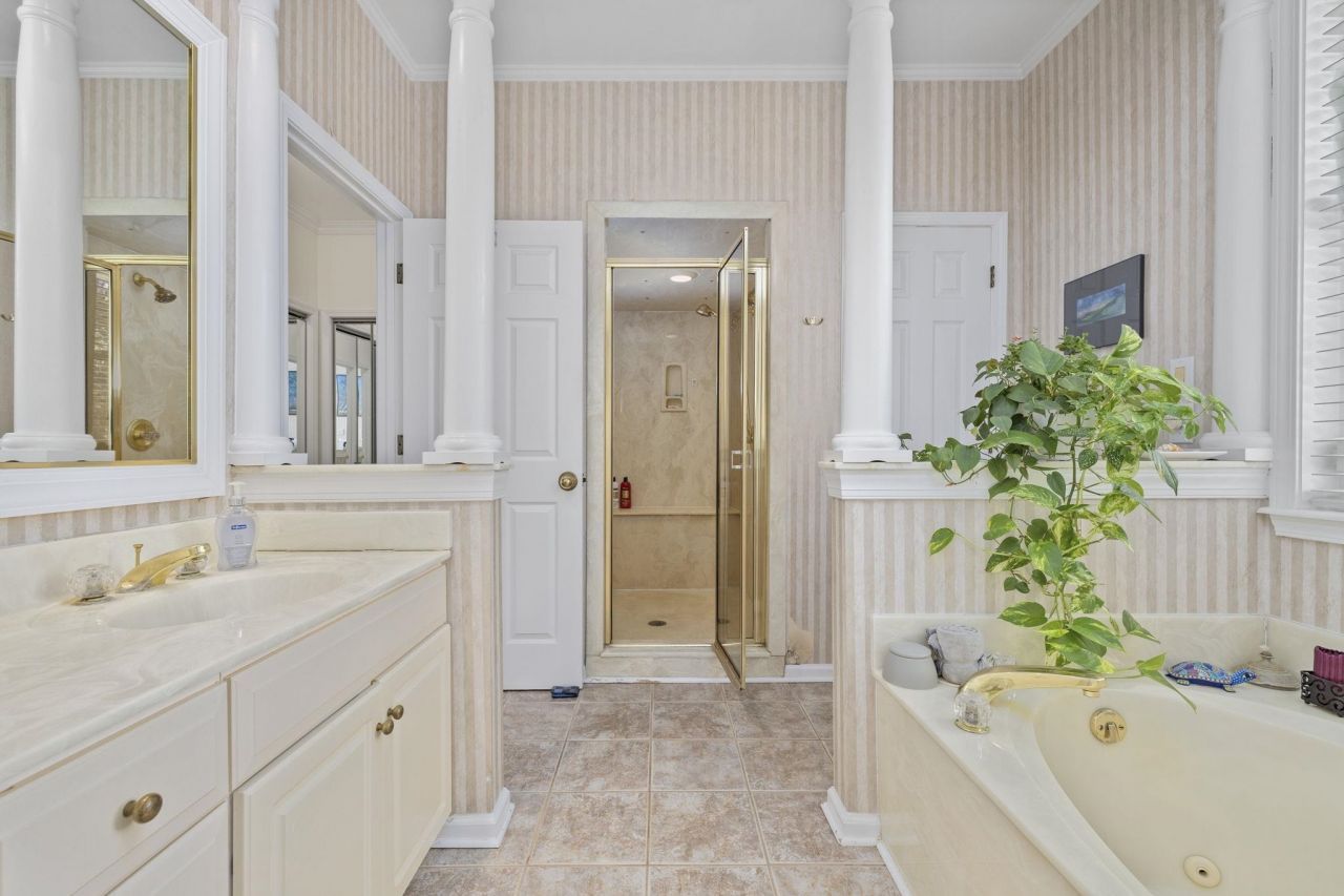 4616 Eyerly St. Photo 19