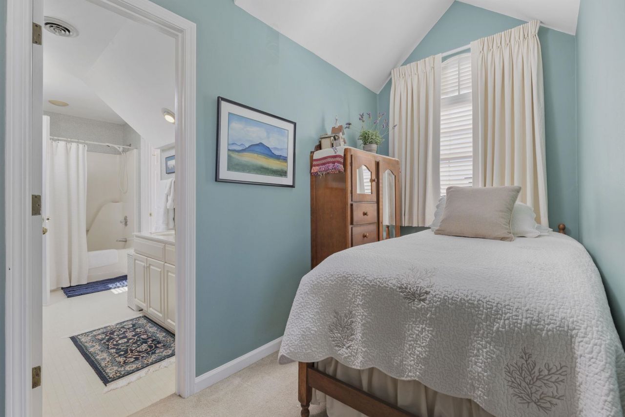 4616 Eyerly St. Photo 23