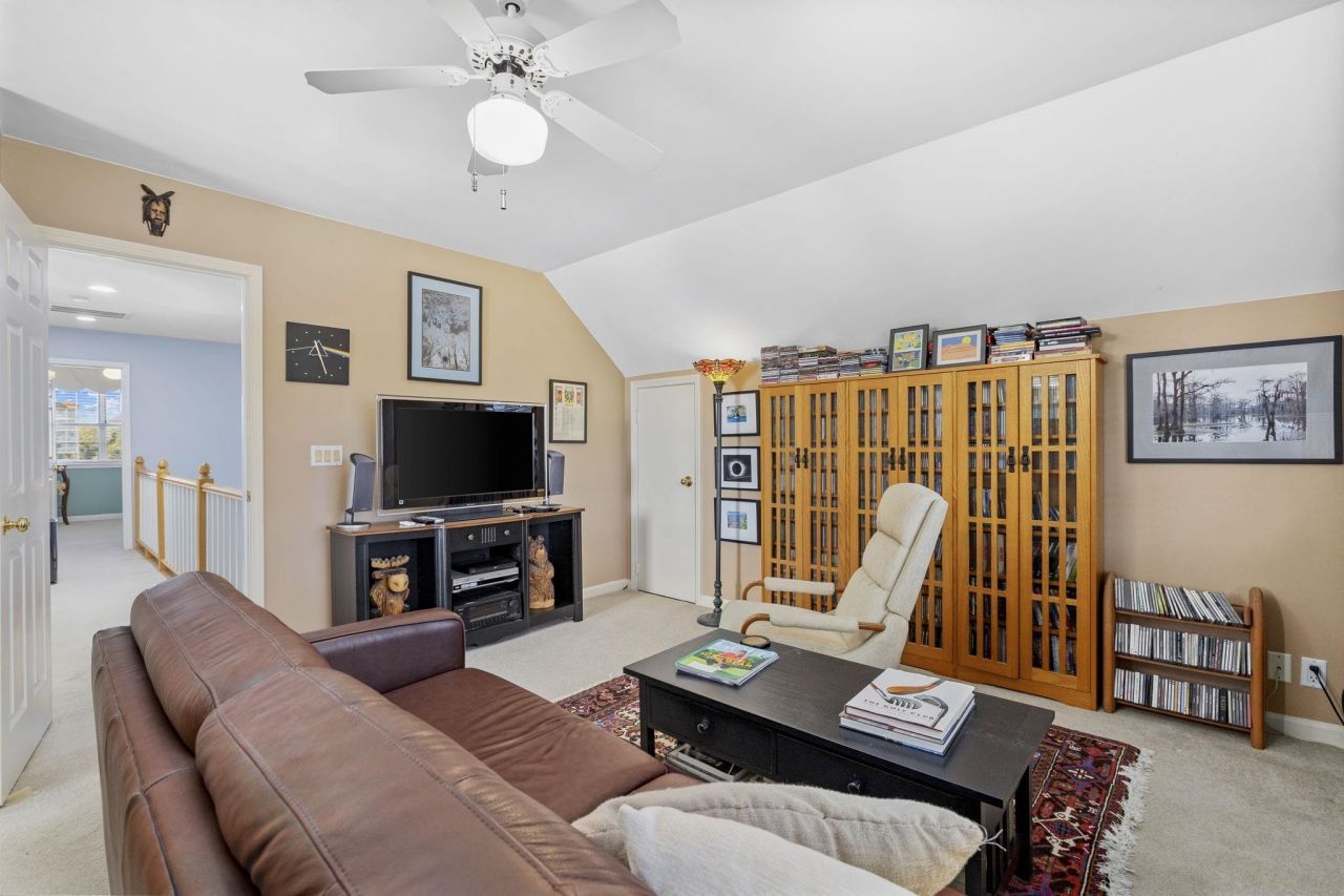 4616 Eyerly St. Photo 26