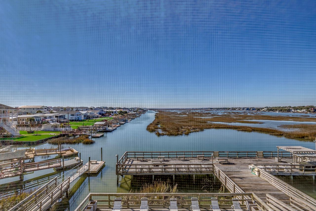 215 Atlantic Ave.  Photo 17