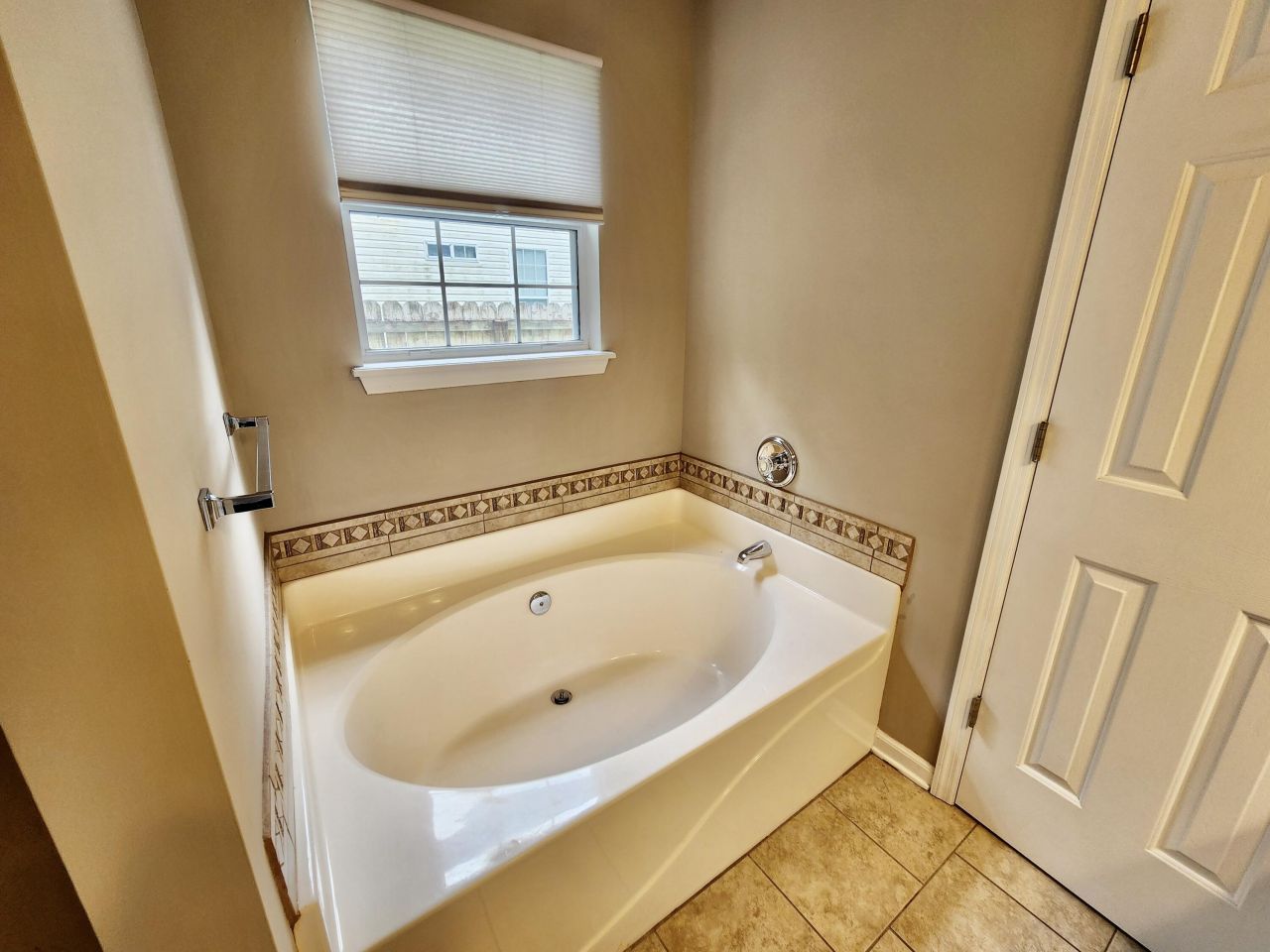 1914 Cedar Petal Lane Photo 12