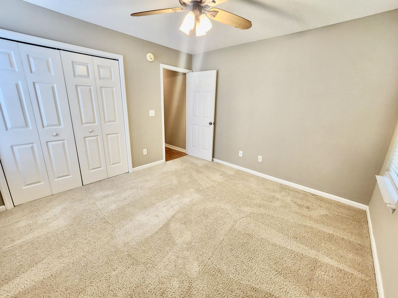 1914 Cedar Petal Lane Photo 16