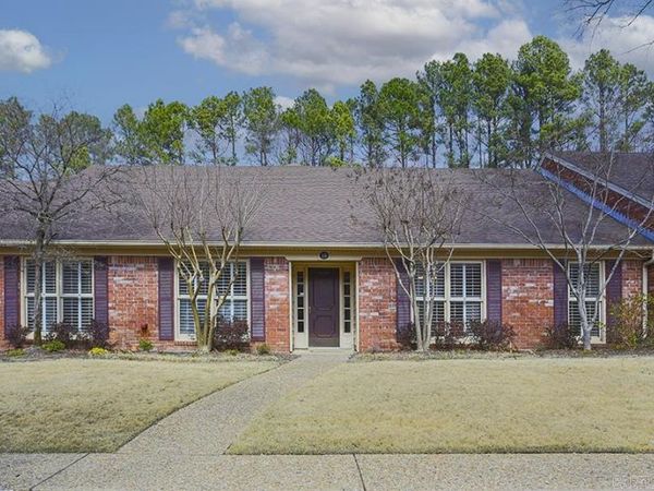 707 Pleasant Valley #10 Drive, Little Rock, AR 72227