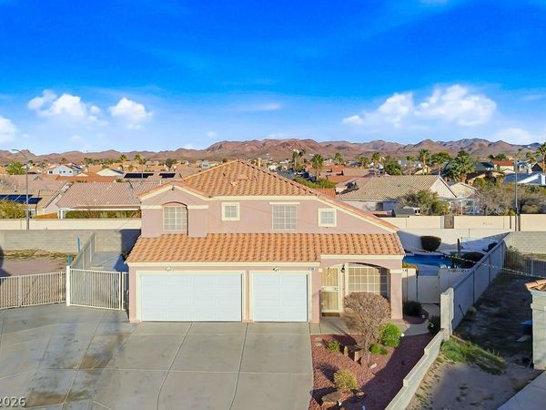 200 Oleander Place , Henderson, NV 89015