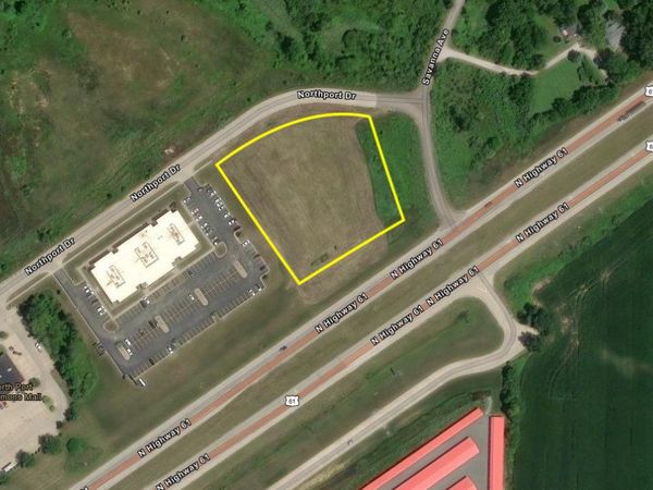 0 Northport Drive , Muscatine, IA 52761