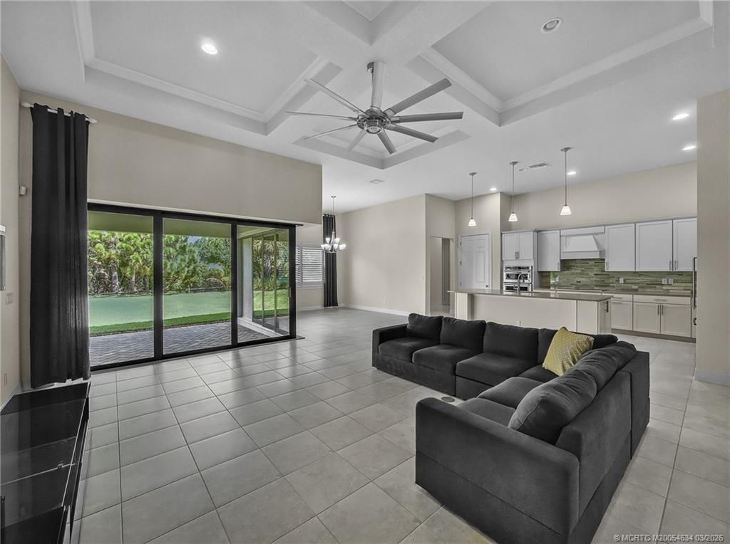 724 SW Sea Green Street, Palm City, FL 34990 Photo