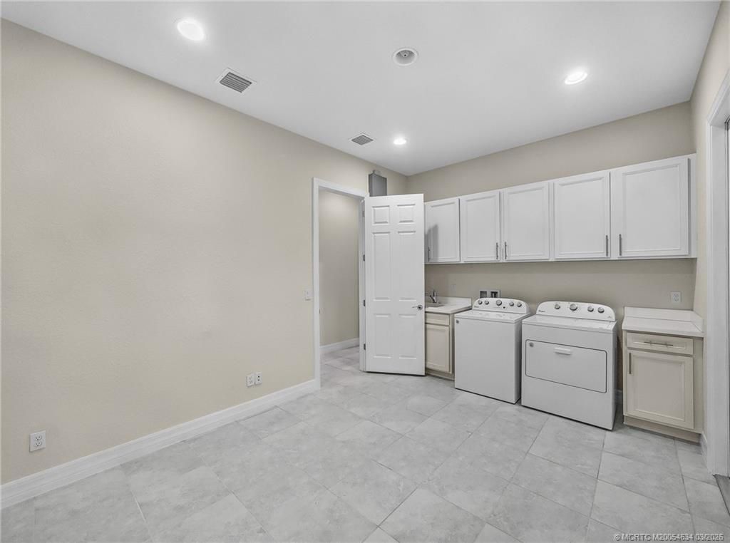 724 SW Sea Green Street, Palm City, FL 34990 Photo